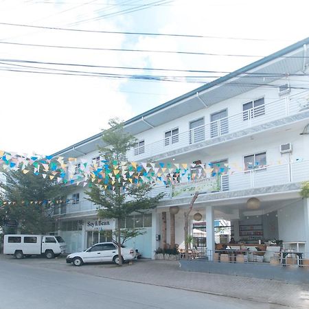 Reddoorz At Fat J Apartelle Mactan Cebu Exterior photo